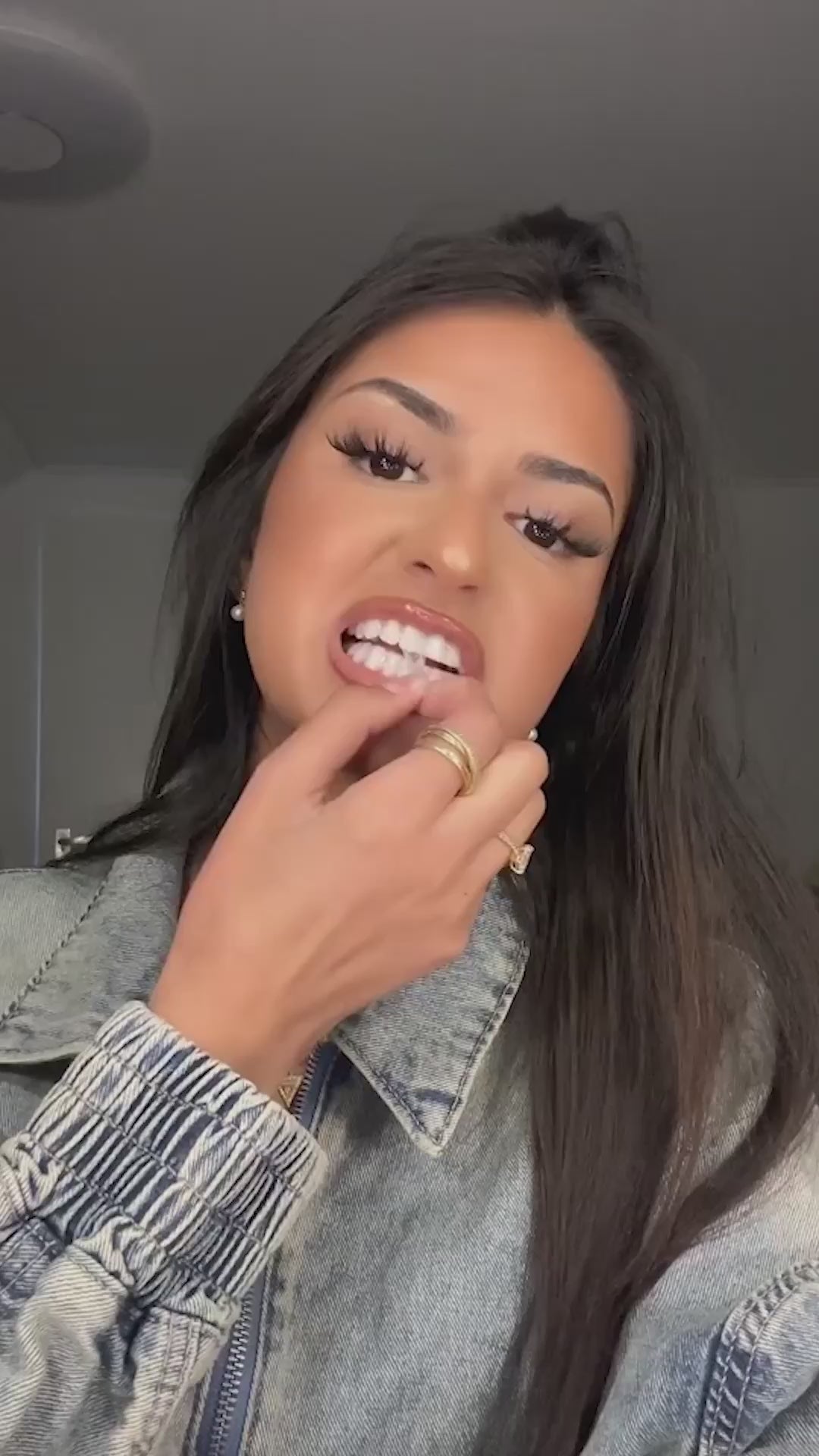 luna lange (1).mp4